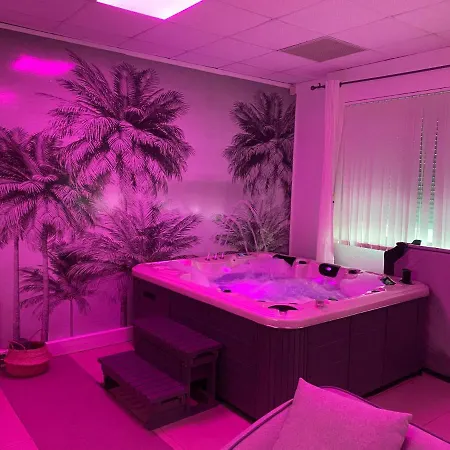 Superbe Appartement Avec Jacuzzy * 샹틀루 앙 브리