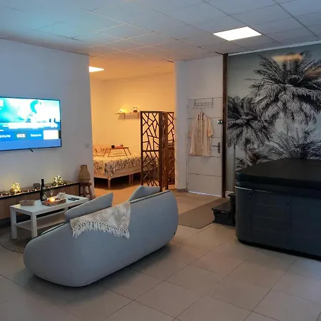 아파트 Superbe Appartement Avec Jacuzzy